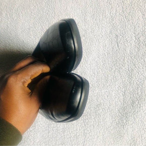 Salvatore Ferragamo flat shoe for corporate women - Picture 3 of 6